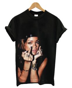 Rihanna Middle Finger t shirt