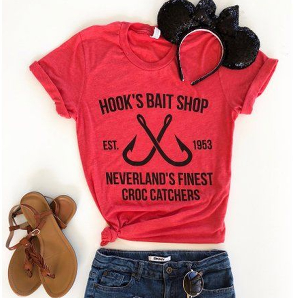 hook's bait shop t shirt