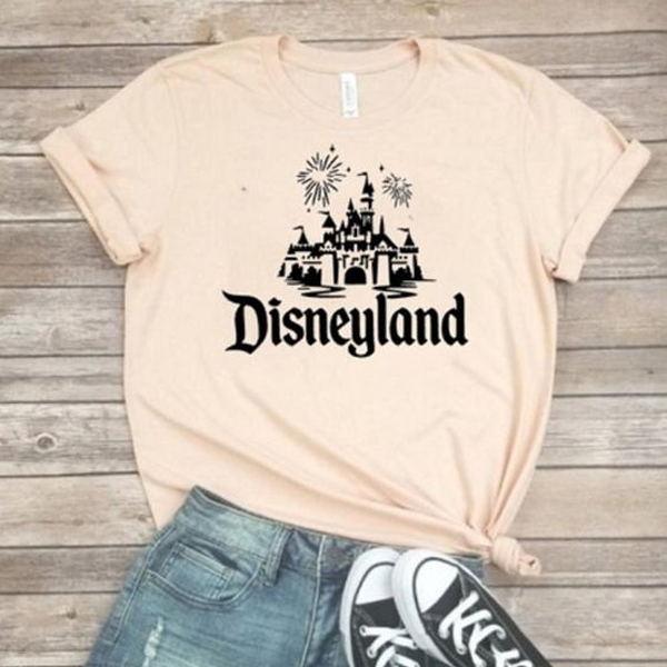 Disneyland t shirt